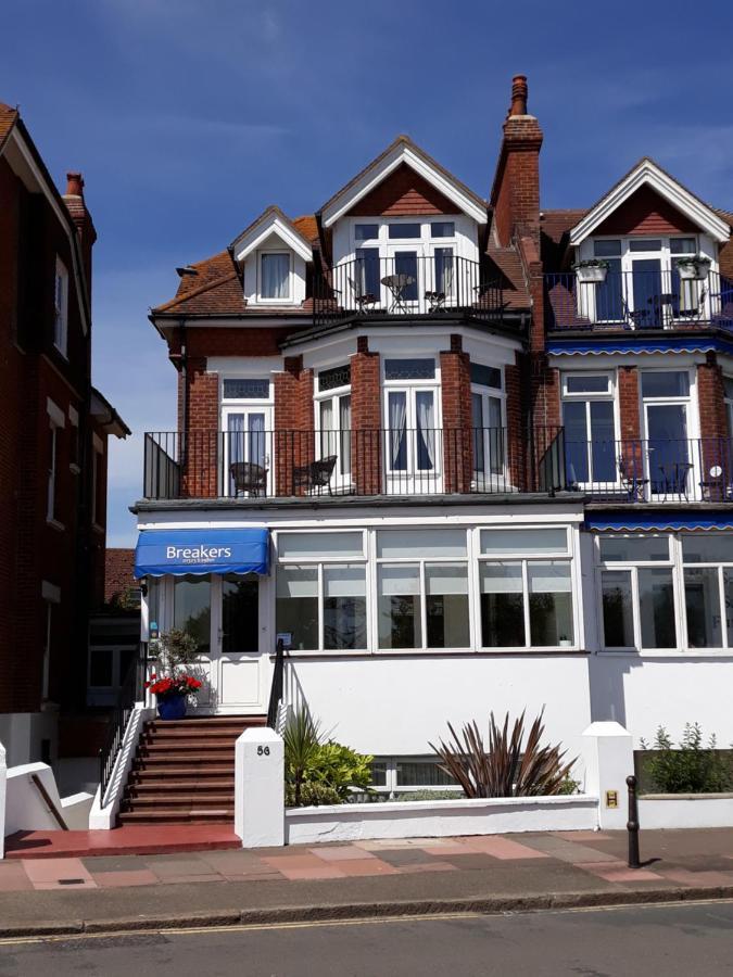 Breakers Bed & Breakfast 3*